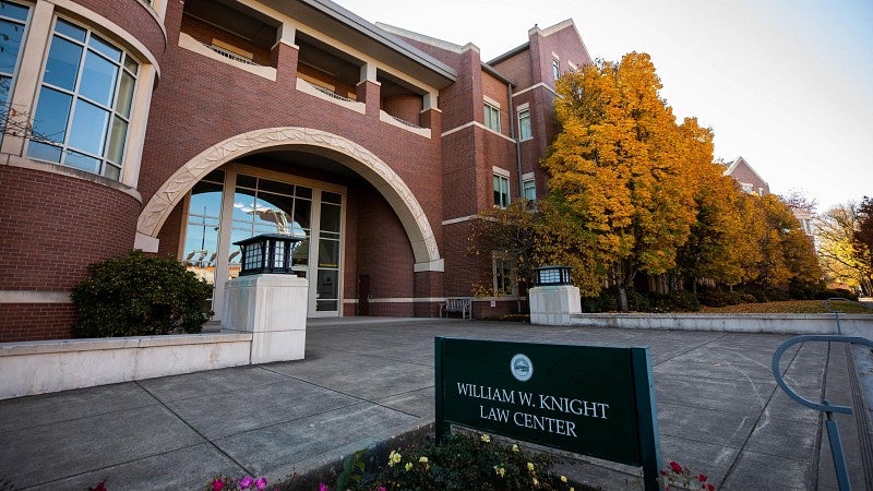 Front of Knight Law school at the University of Oregon campus