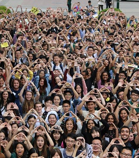 Welcome to the University of Oregon Welcome to the University of Oregon