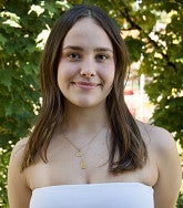 Nicolette_headshot